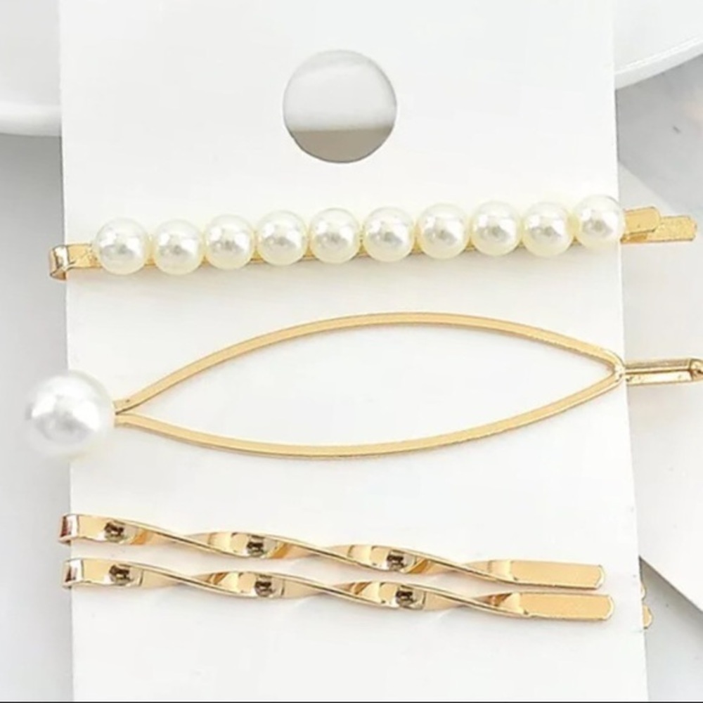 ✨LARGE 4 PIECE SET✨HAIR PINS-PEARL AND GOLD‎